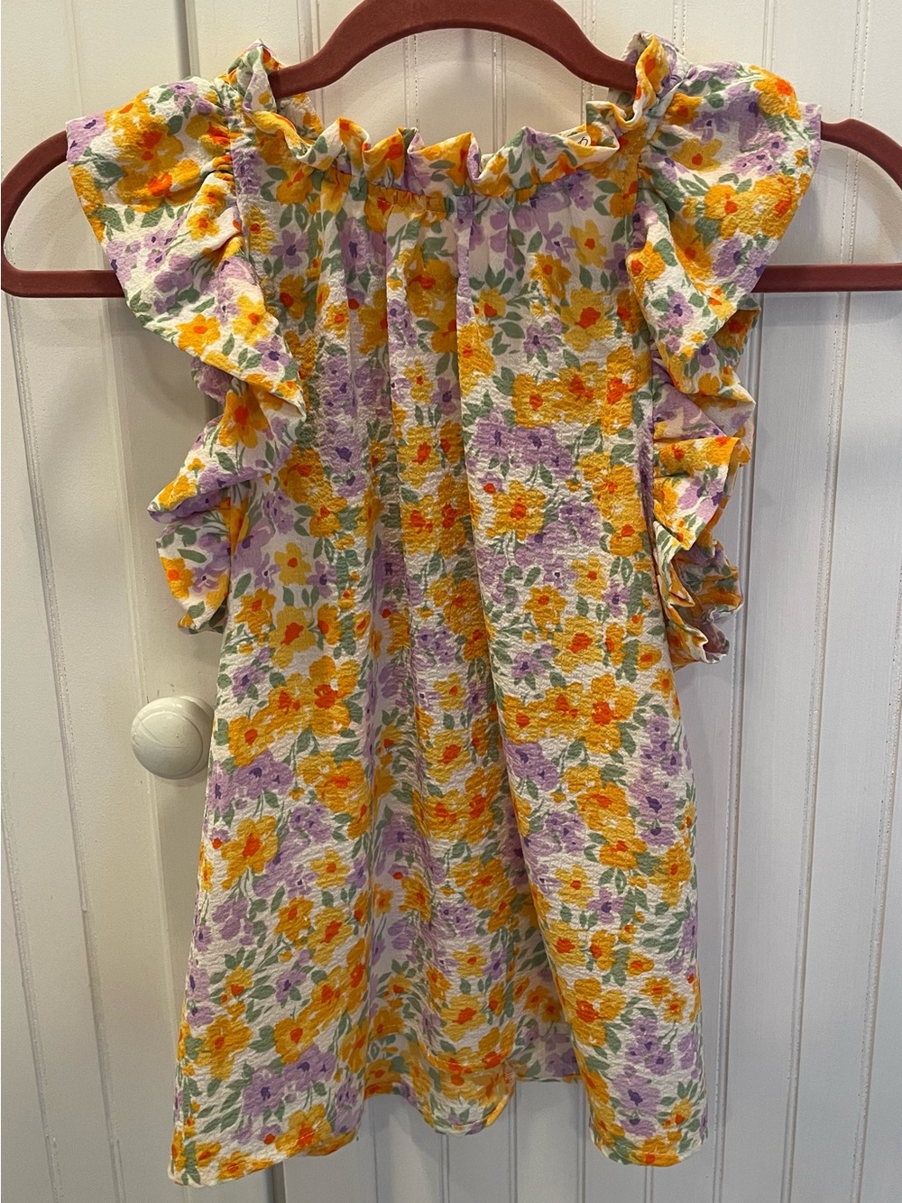 By the River Womenâs Floral Top With Ruffles - Size Small
